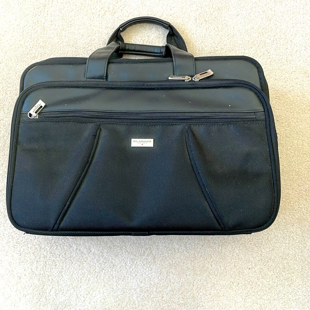 Travel Bag US Luggage New York Retractable Smart-Strap Computer Portfolio Black